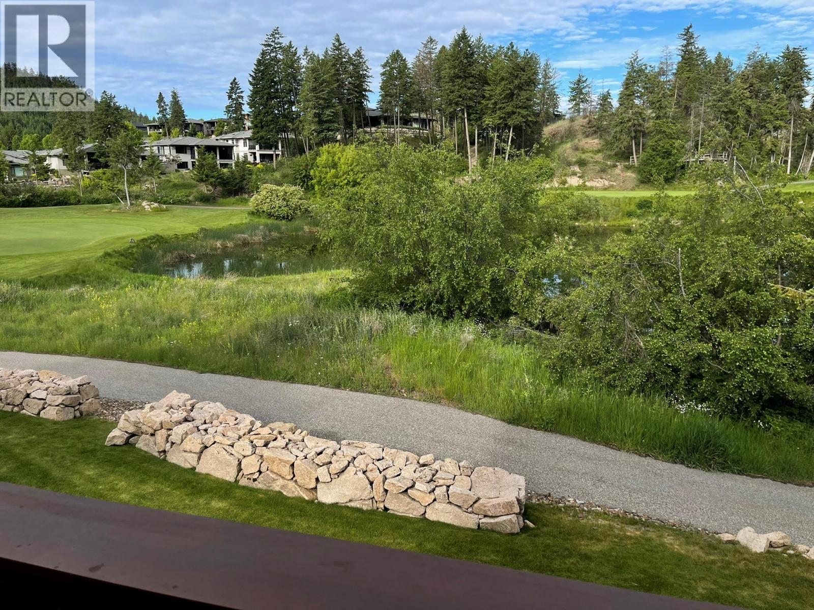 27 Birdie Lake Drive Unit# 4 Property Photo 23