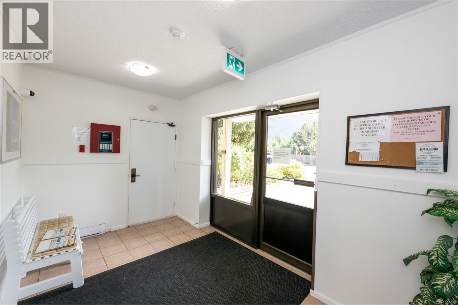 99 18 King George St Property Photo 28