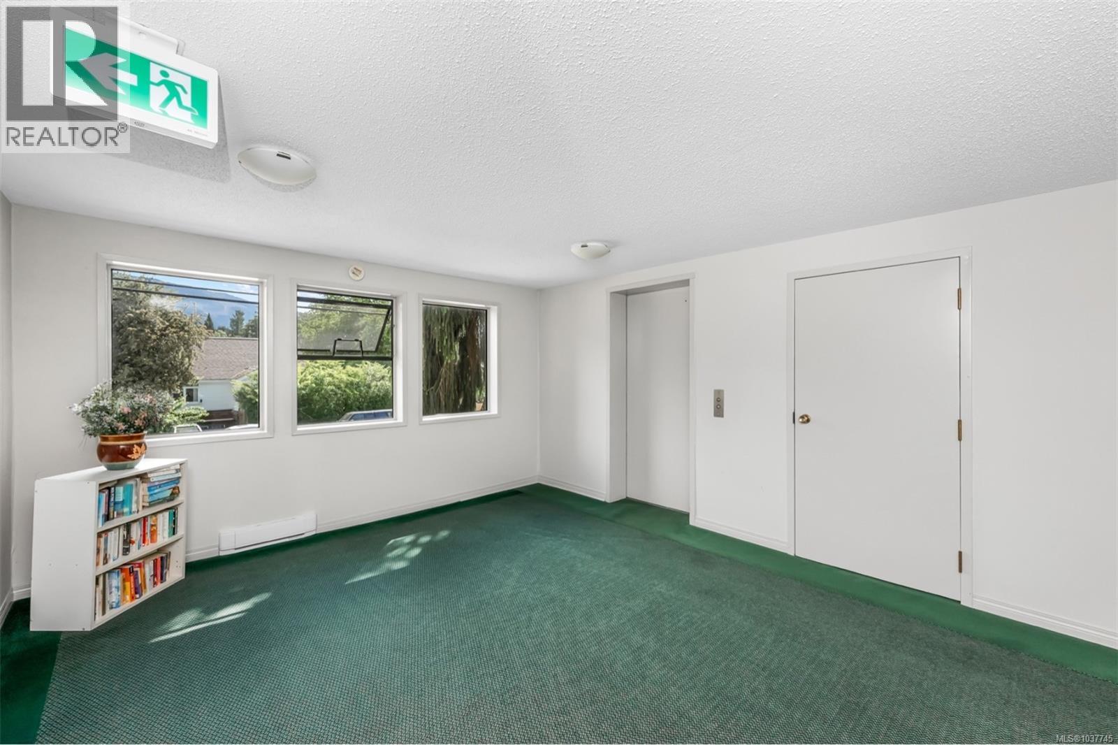 99 18 King George St Property Photo 29