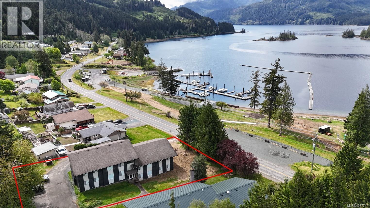 1111 Marine Dr