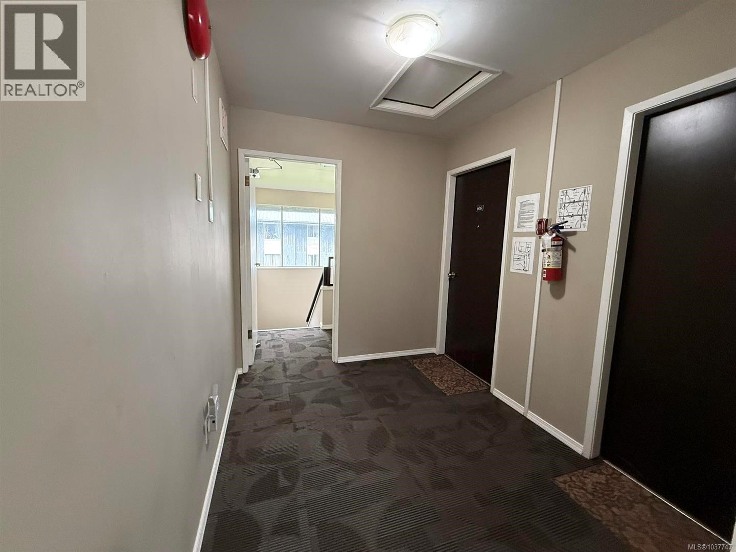 1111 Marine Dr Property Photo 14