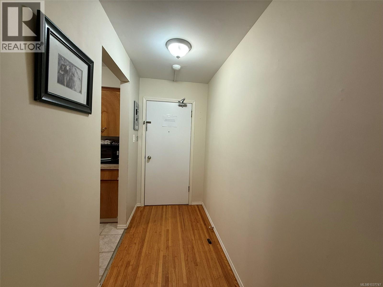 1111 Marine Dr Property Photo 18