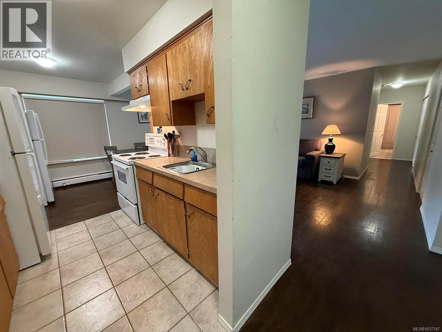 1111 Marine Dr Property Photo 33
