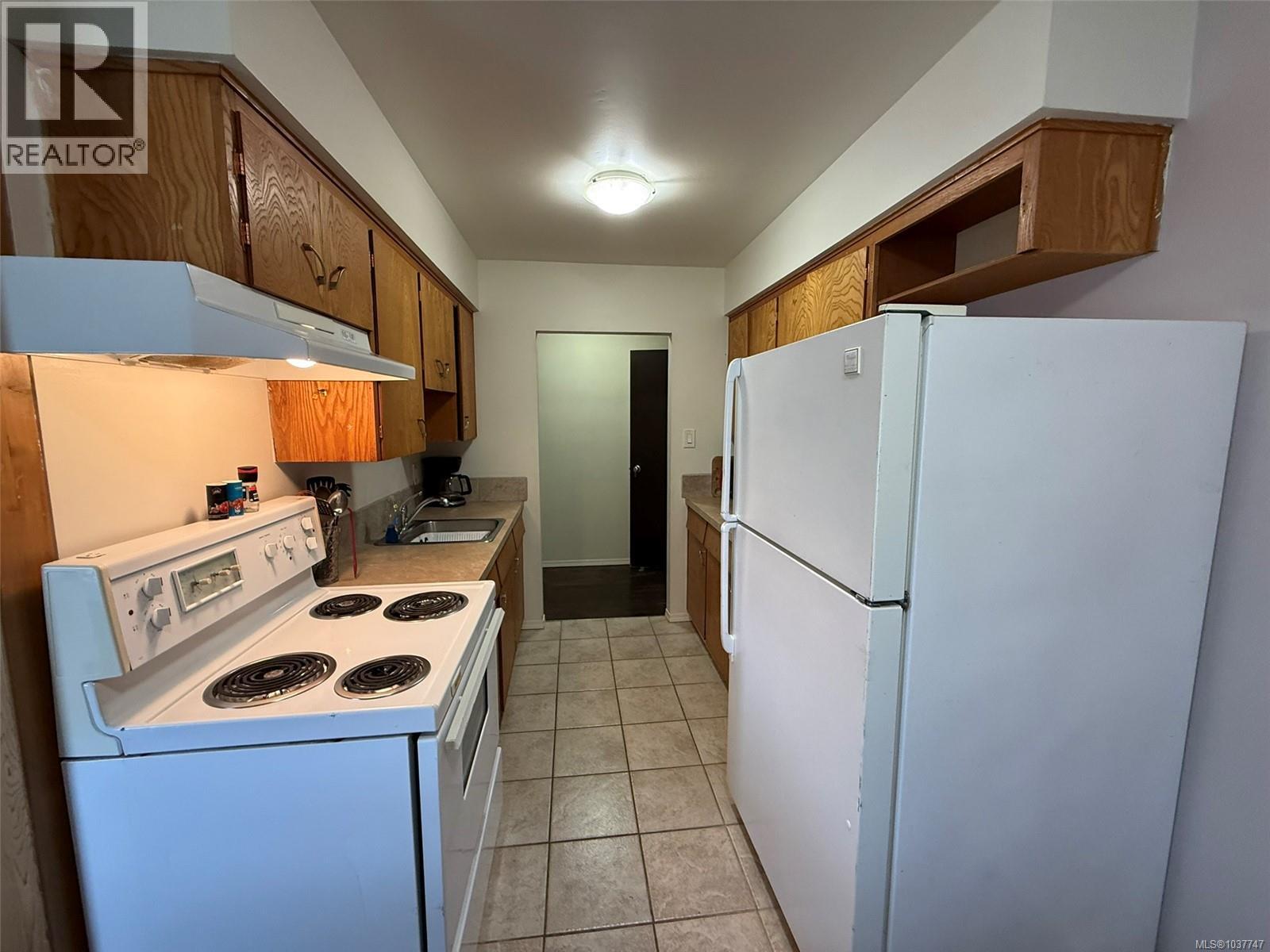 1111 Marine Dr Property Photo 34
