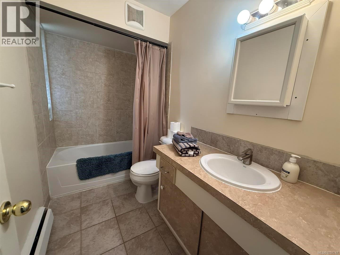 1111 Marine Dr Property Photo 37