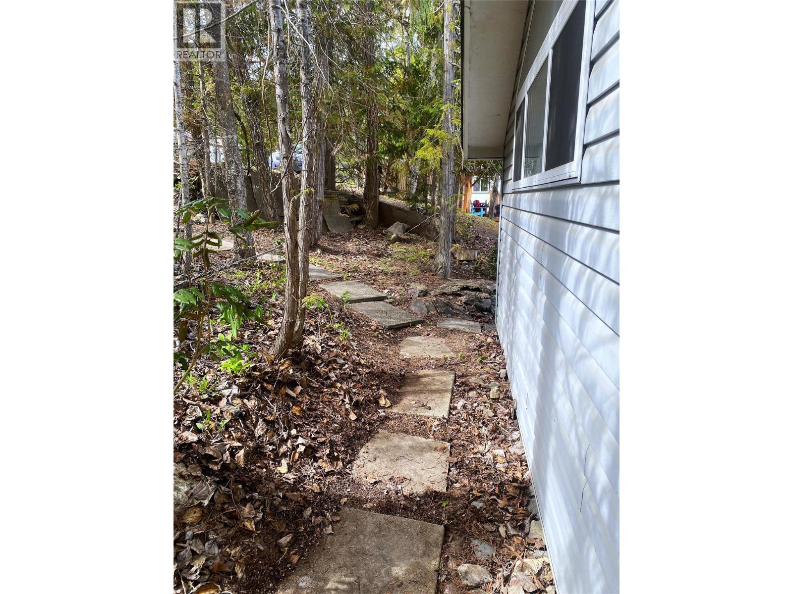 1665 Blind Bay Road Property Photo 5
