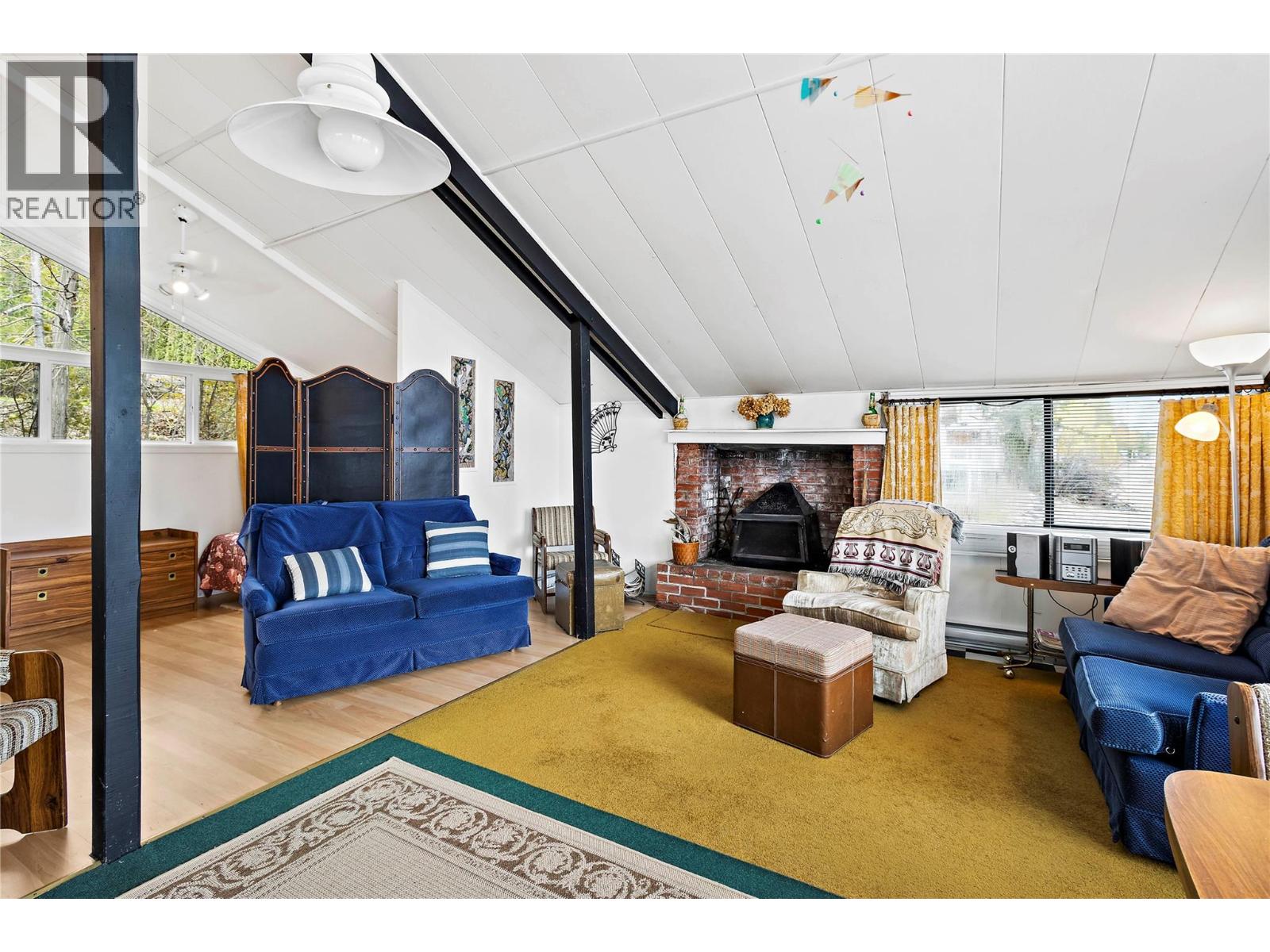 1665 Blind Bay Road Property Photo 18