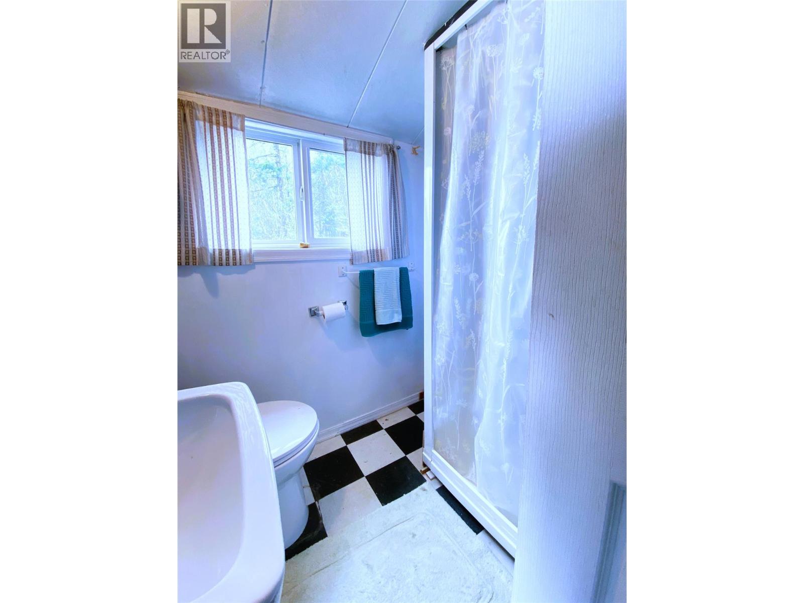 1665 Blind Bay Road Property Photo 20