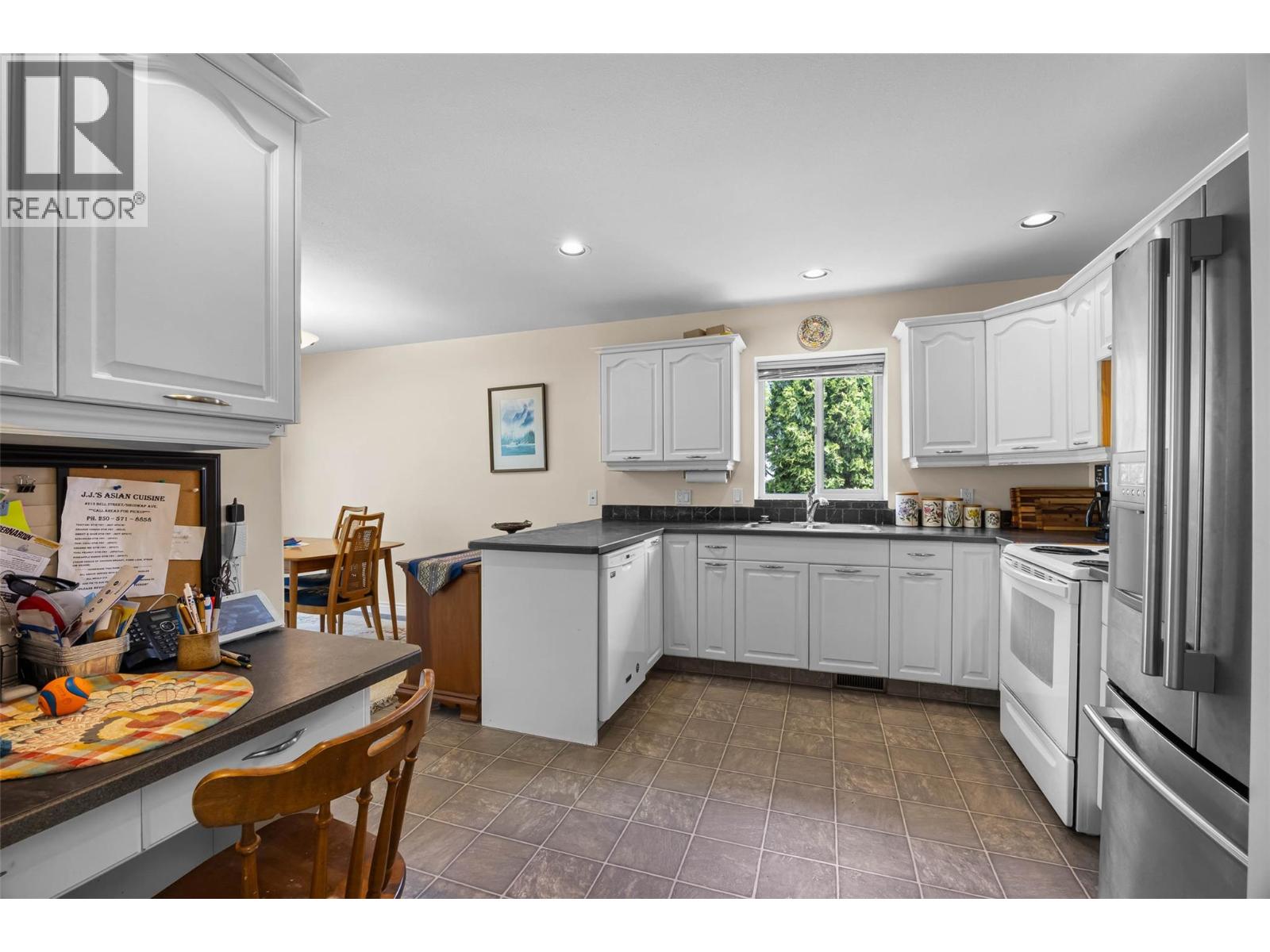 634 Hysop Place Property Photo 13