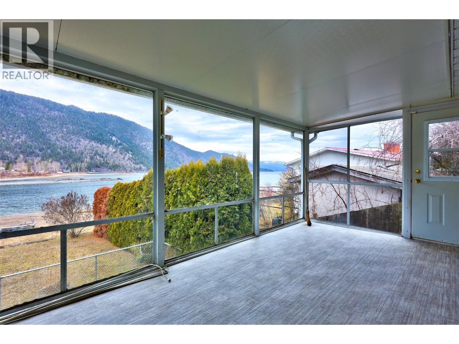 634 Hysop Place Property Photo 32