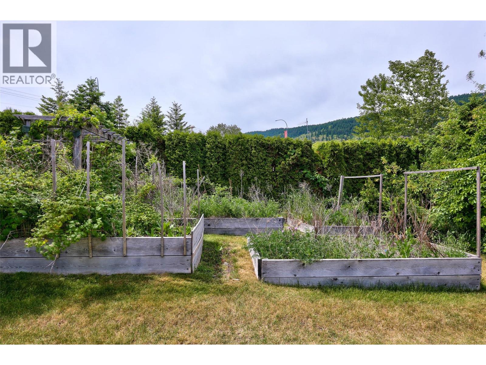 634 Hysop Place Property Photo 42