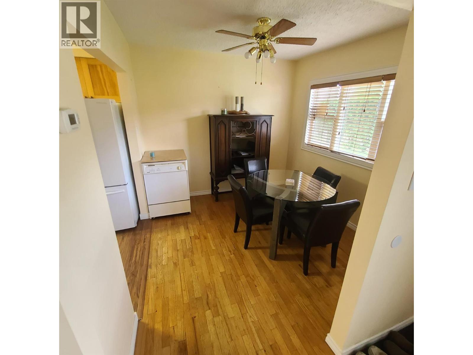 350 Campbell Avenue Property Photo 6