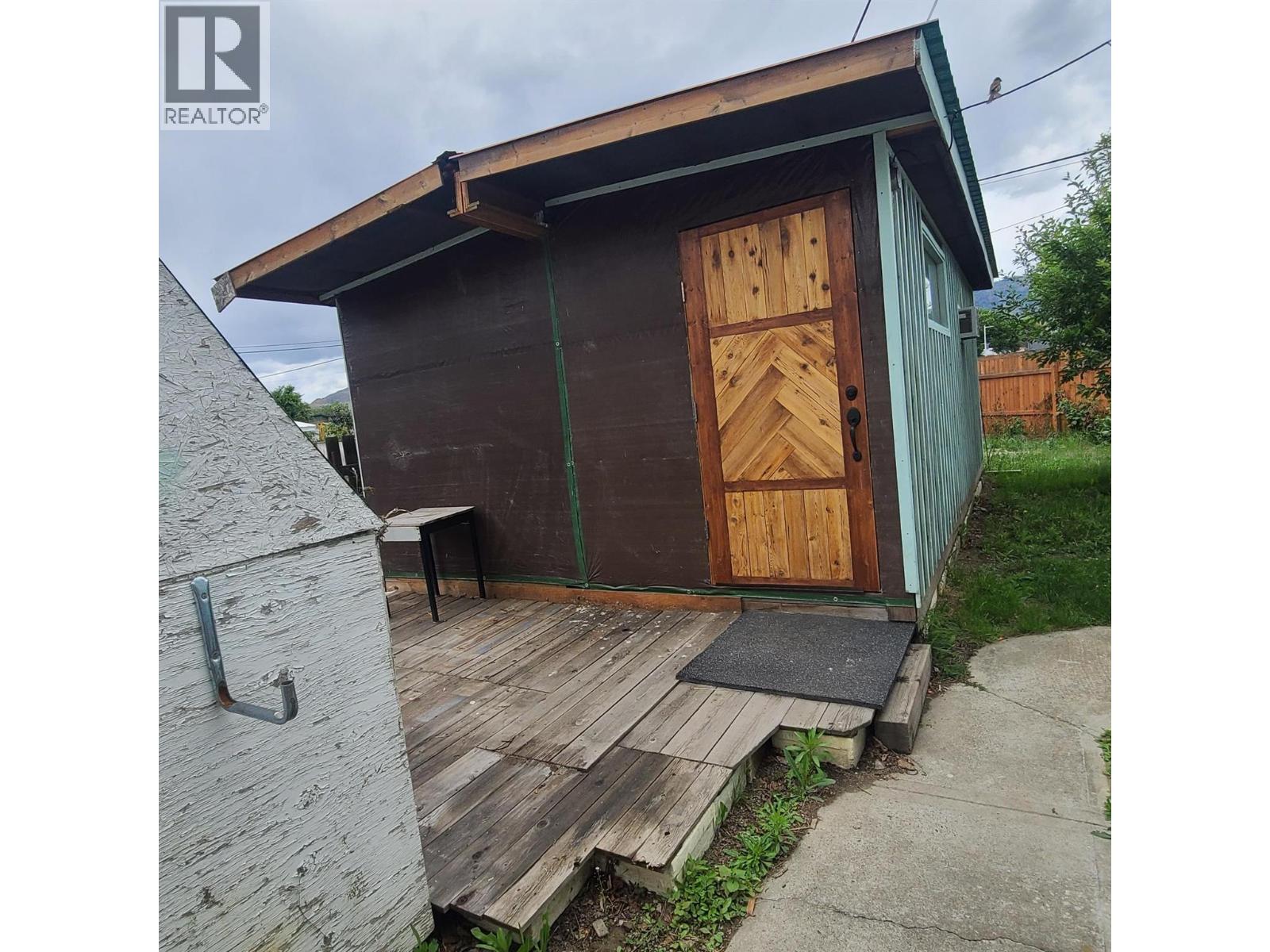 350 Campbell Avenue Property Photo 14