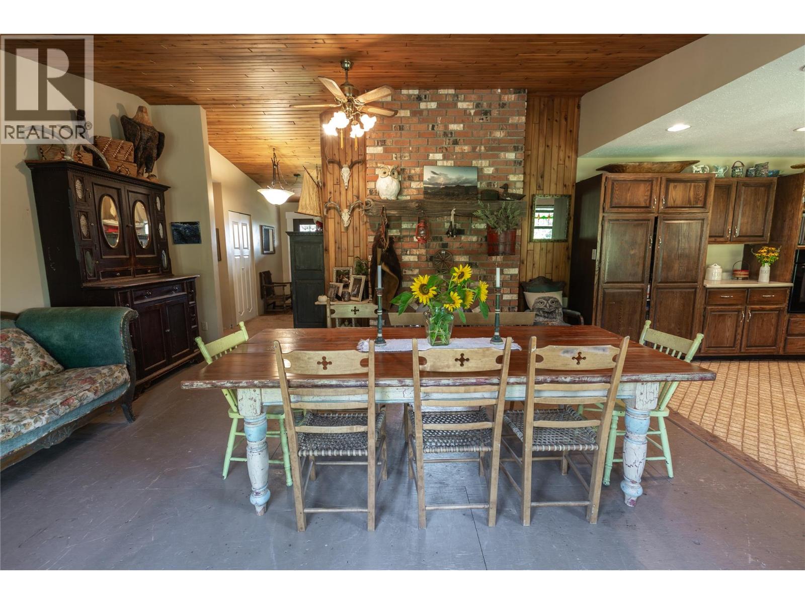 2523 Evans Road Property Photo 9