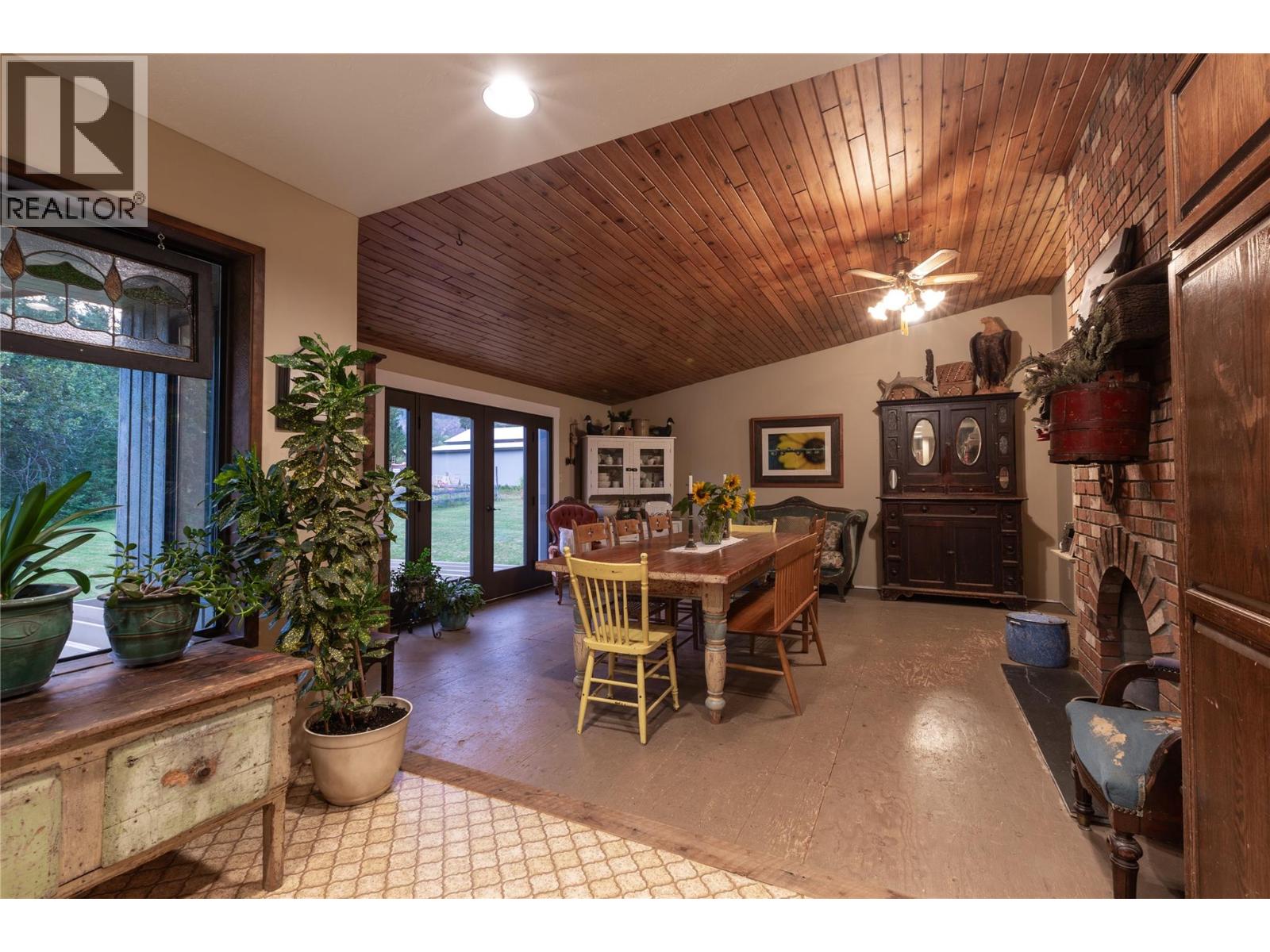 2523 Evans Road Property Photo 14