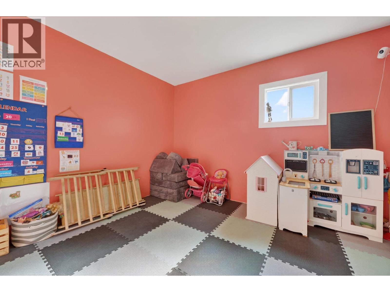 7312 Fintry Delta Road Property Photo 20