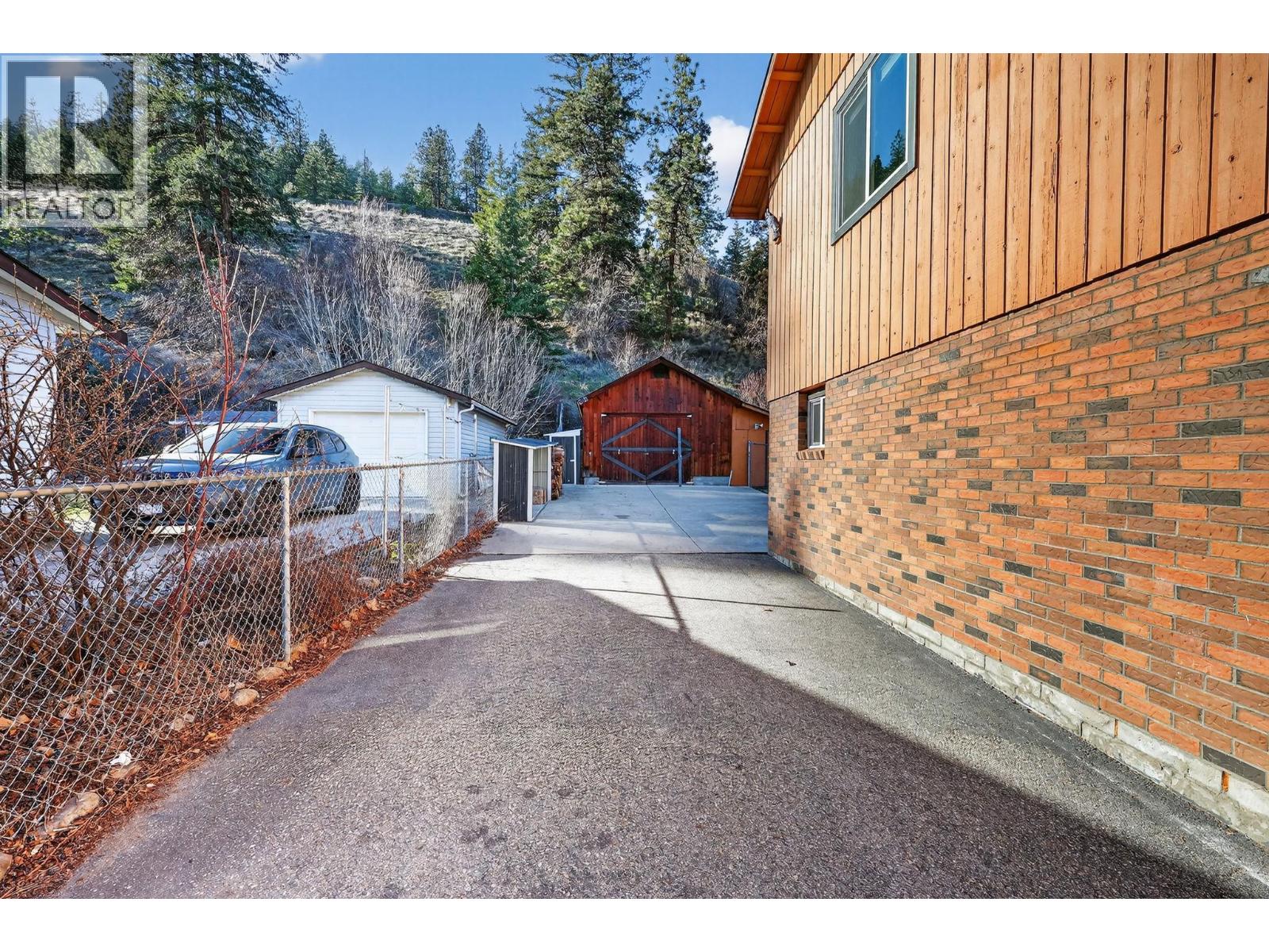 7312 Fintry Delta Road Property Photo 32