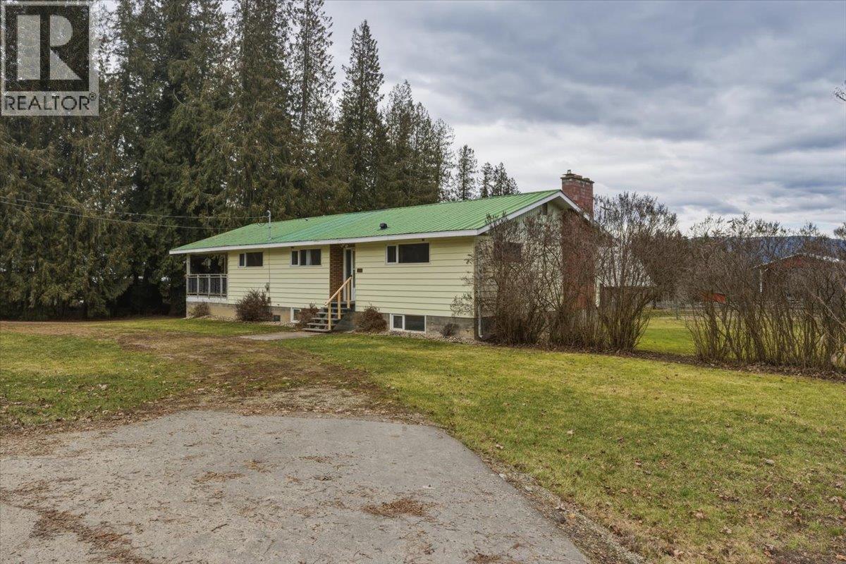 1121 Mountain View Road Property Photo 1
