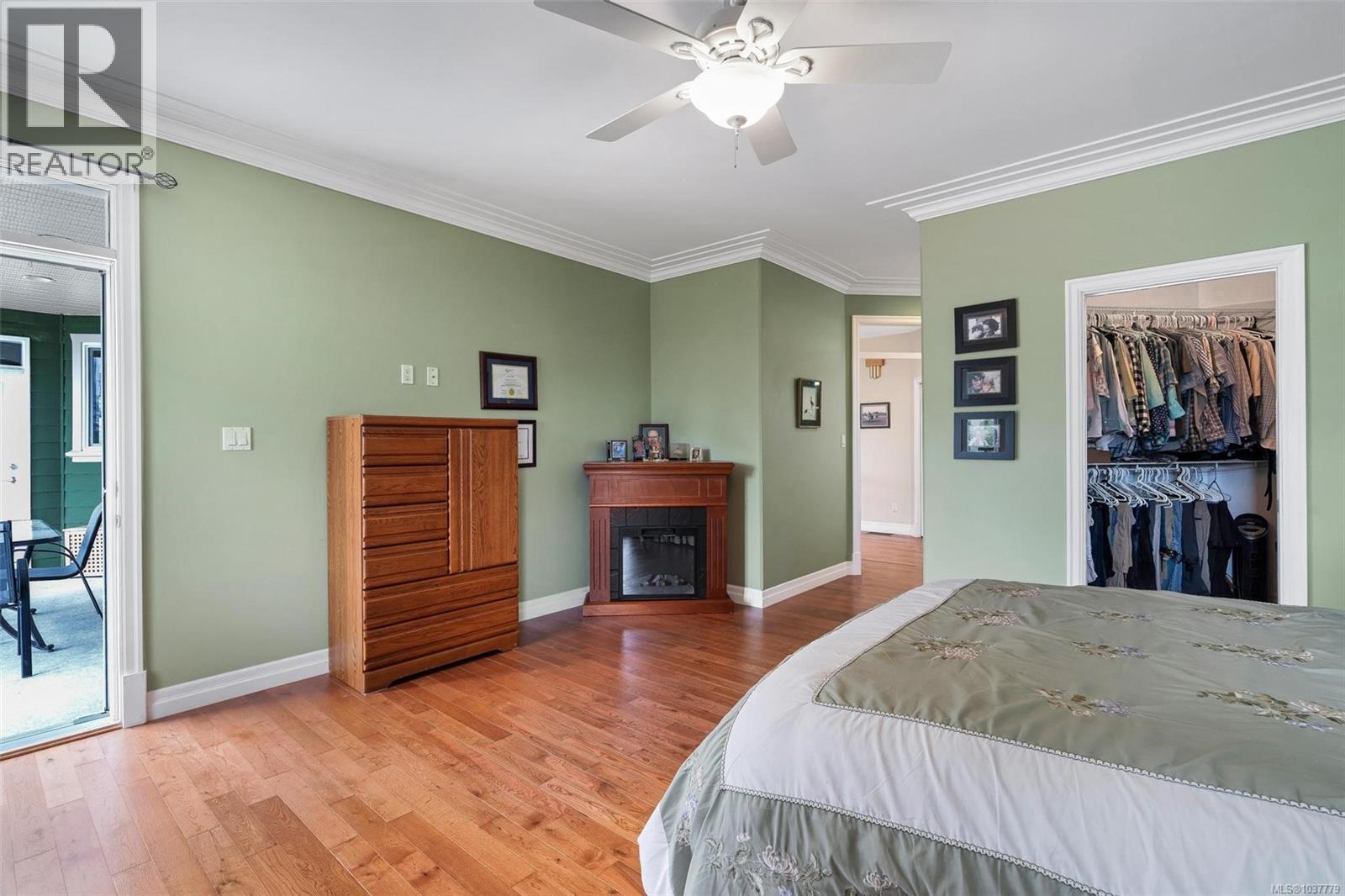 2348 Coopers Hawk Rise Property Photo 33