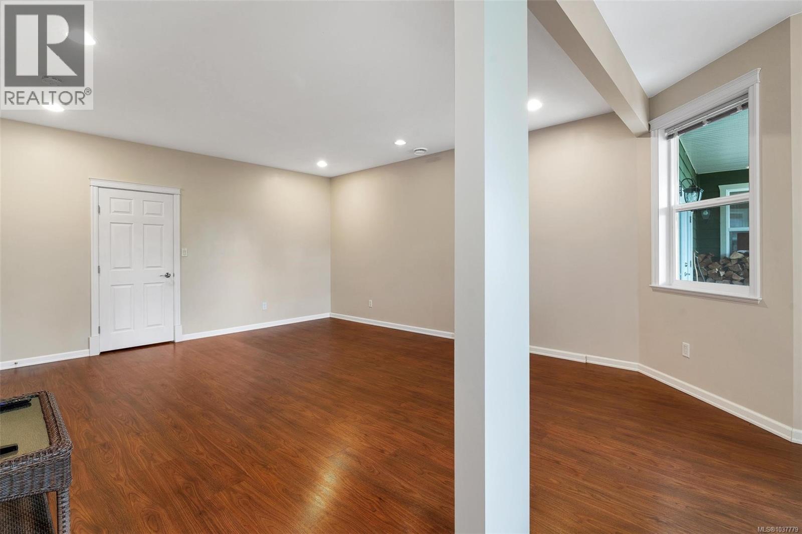 2348 Coopers Hawk Rise Property Photo 52