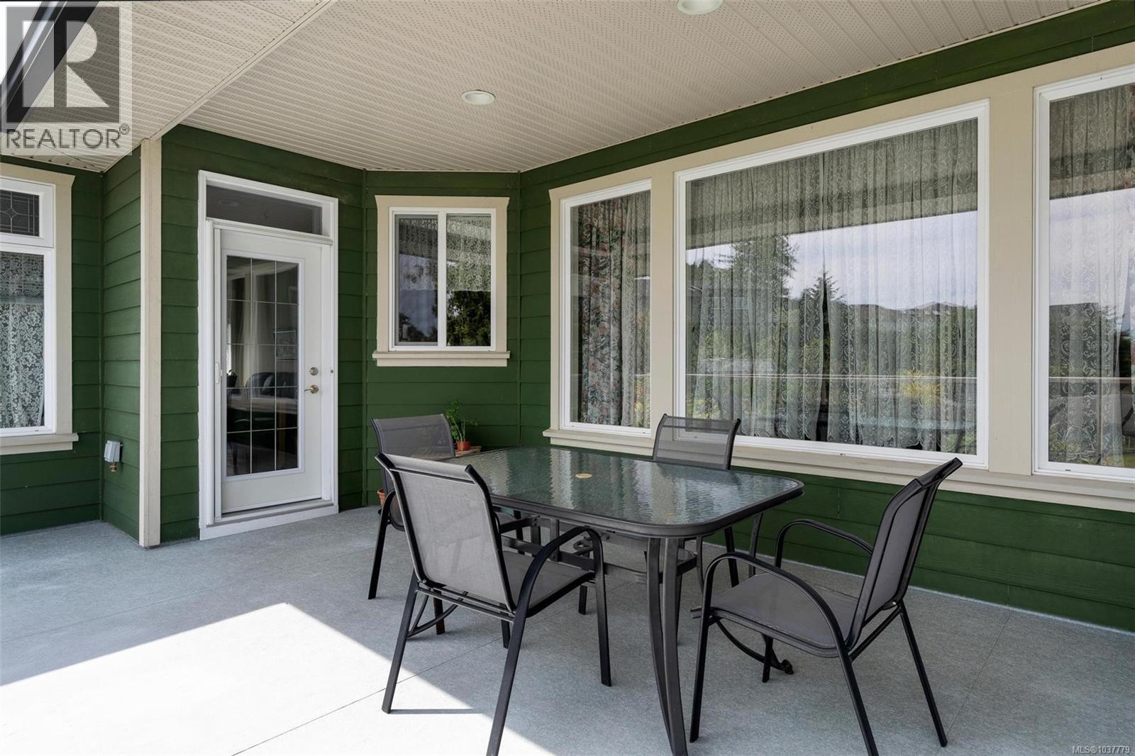 2348 Coopers Hawk Rise Property Photo 64