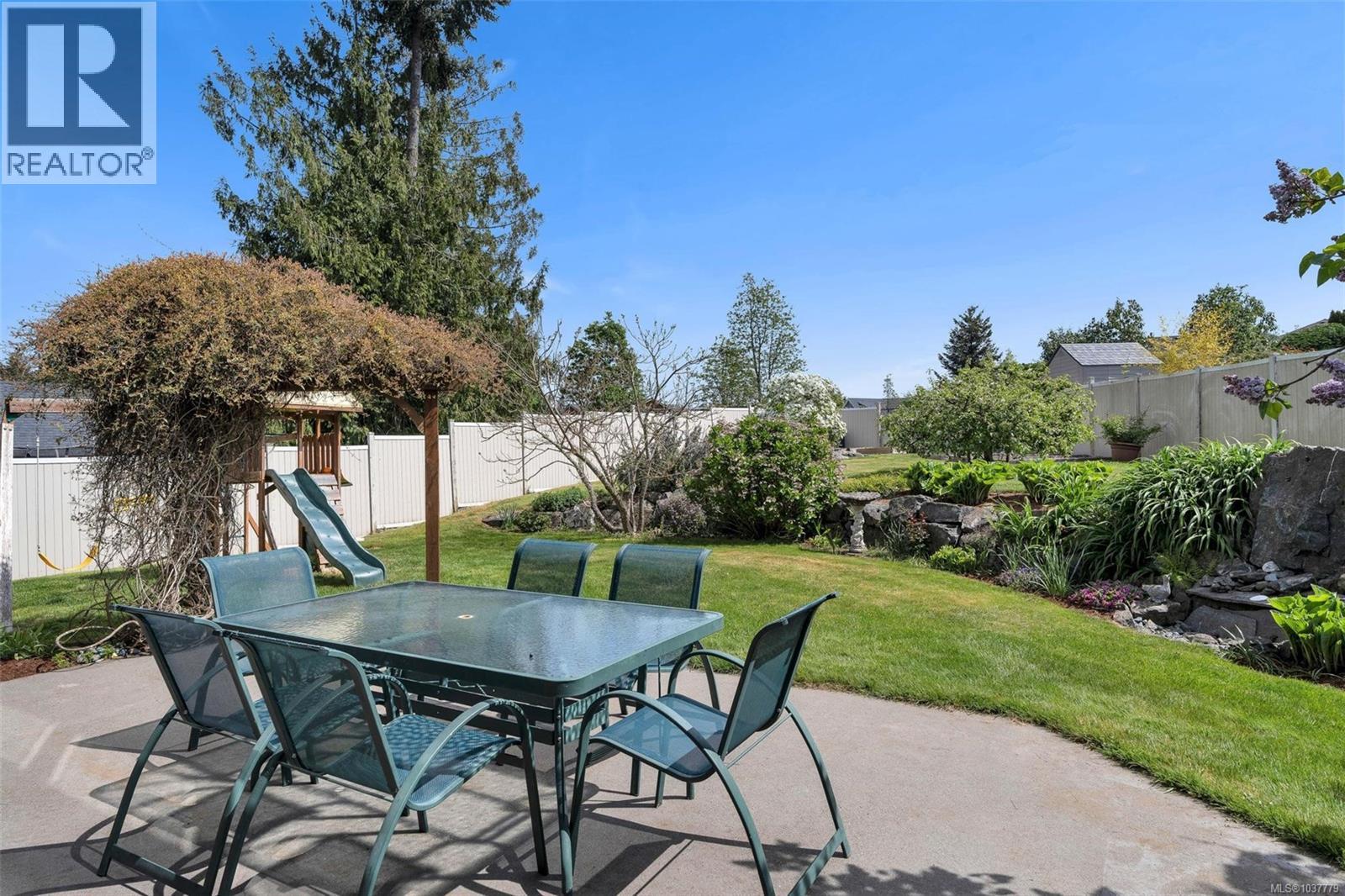 2348 Coopers Hawk Rise Property Photo 68