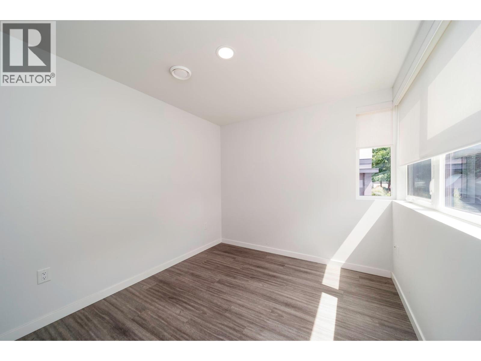 1515 Highland Drive N Unit# 29 Property Photo 17
