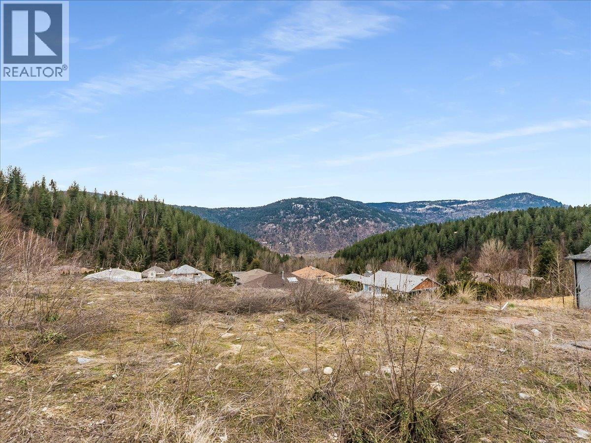 2460 Mcbride Street Property Photo 5