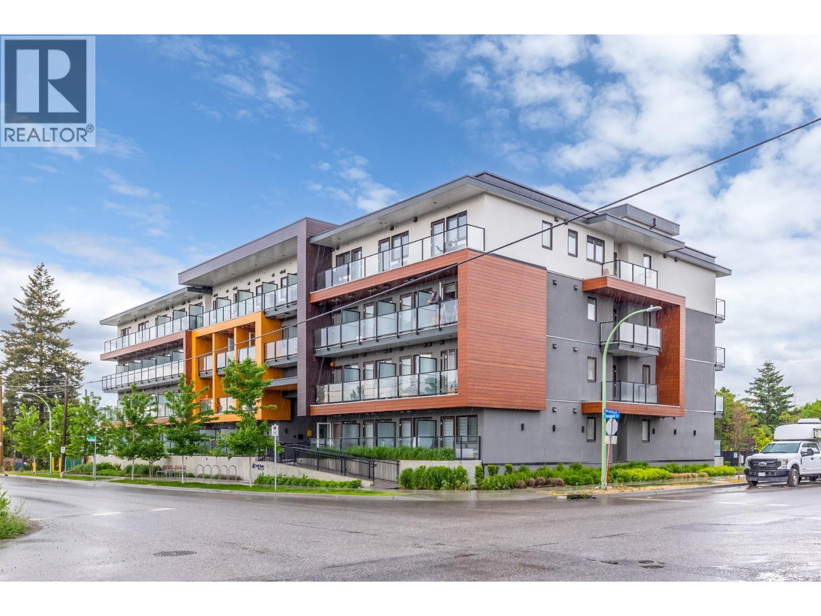 345 Dougall Road Unit# PH9 Property Photo 1