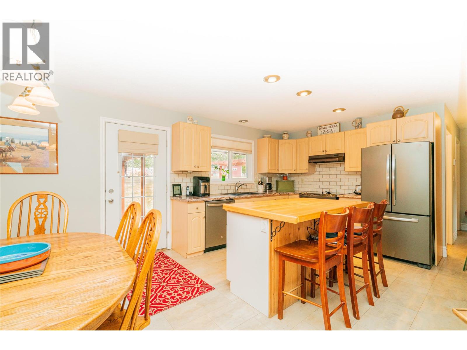 114 Skye Blue Loop Property Photo 4
