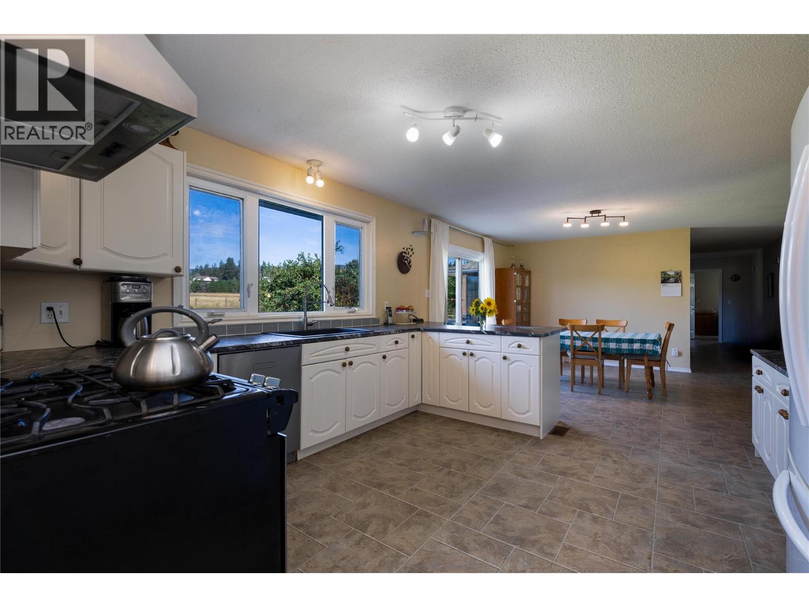 4780 Sleepy Hollow Road Property Photo 16