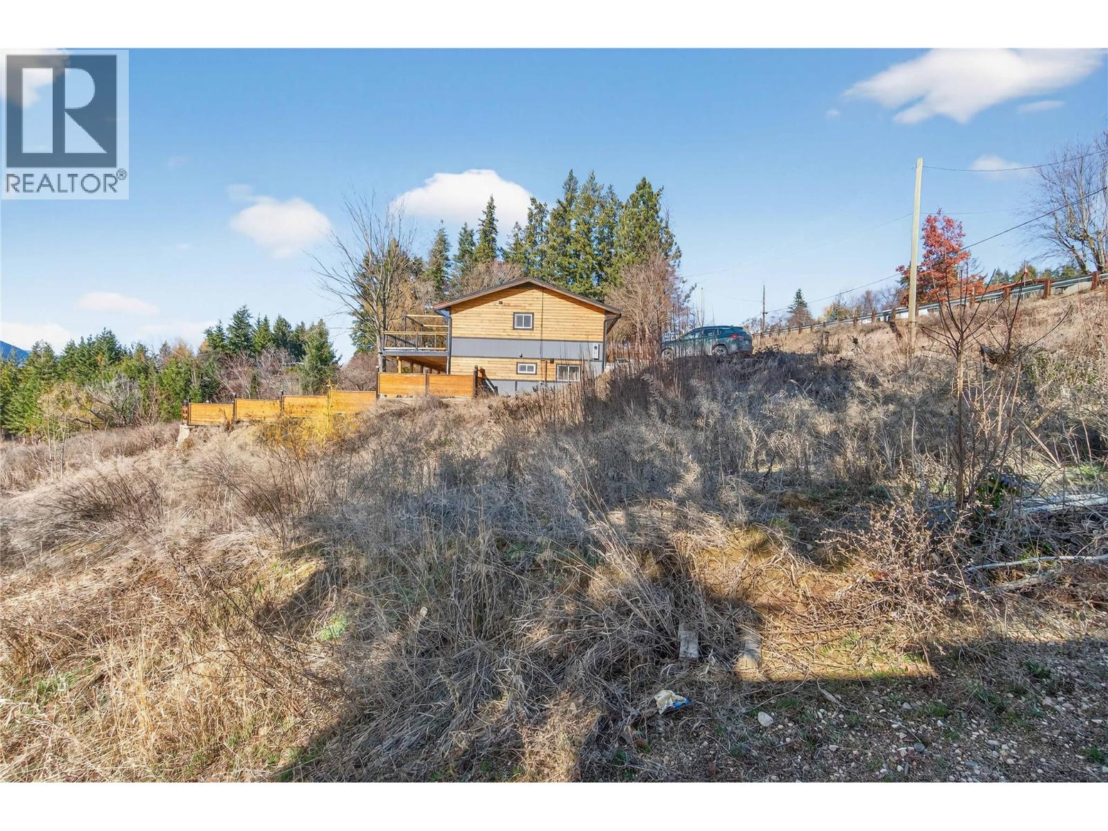2311 28 Street Property Photo 6
