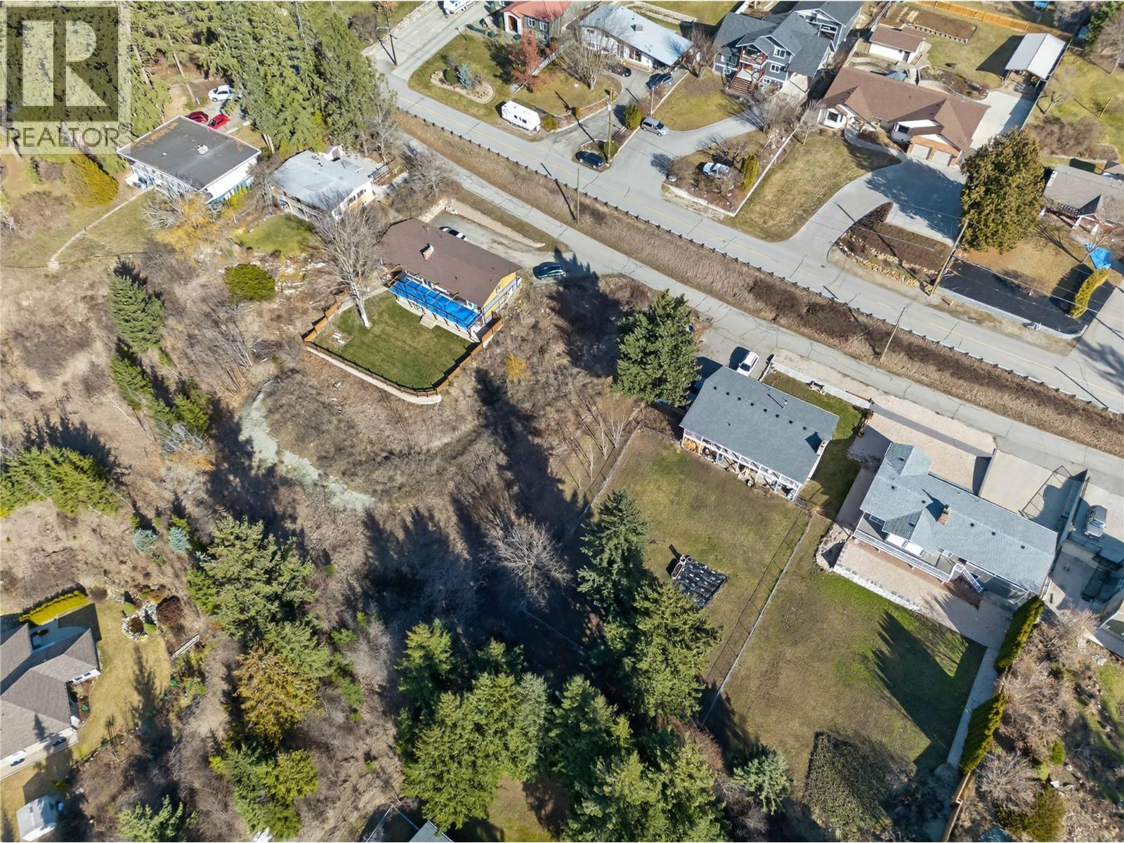 2311 28 Street Property Photo 17