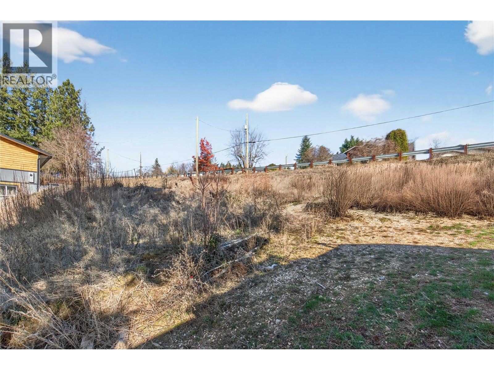 2311 28 Street Property Photo 29