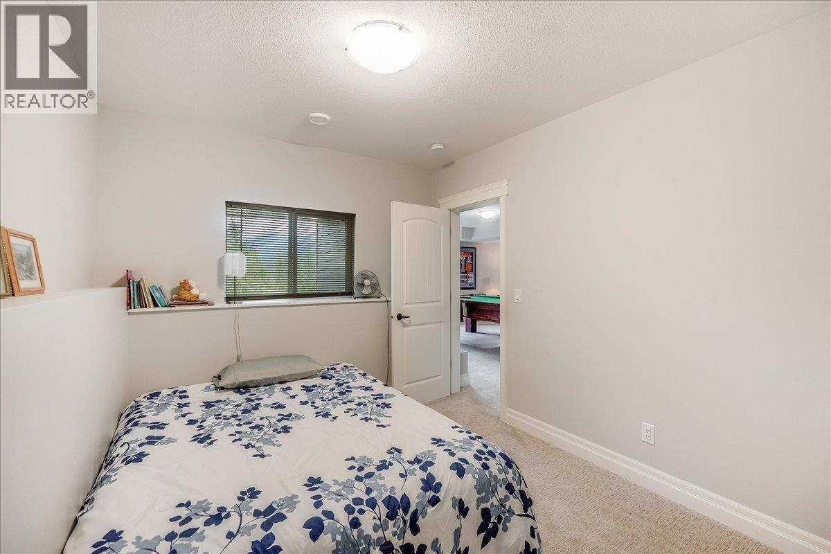 220 Chase Road Property Photo 26