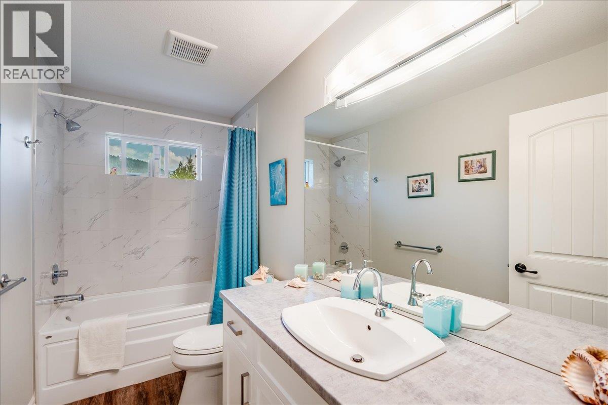 220 Chase Road Property Photo 33