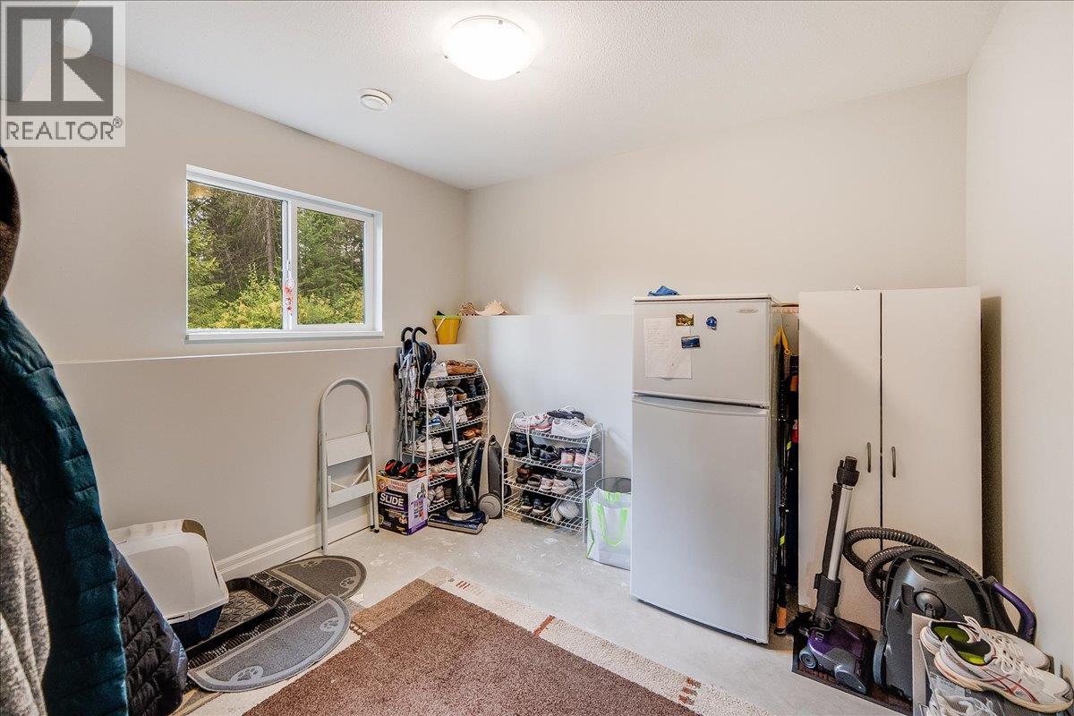 220 Chase Road Property Photo 38