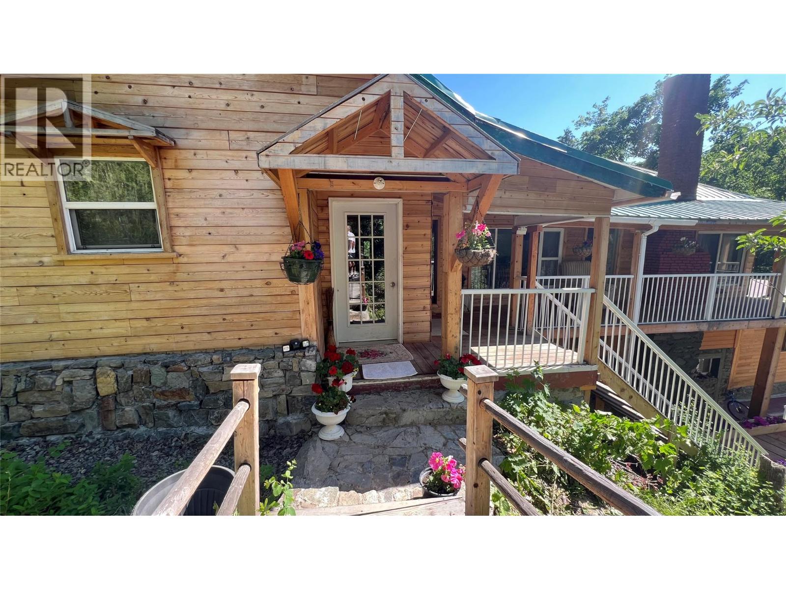617 Payne Street Property Photo 3