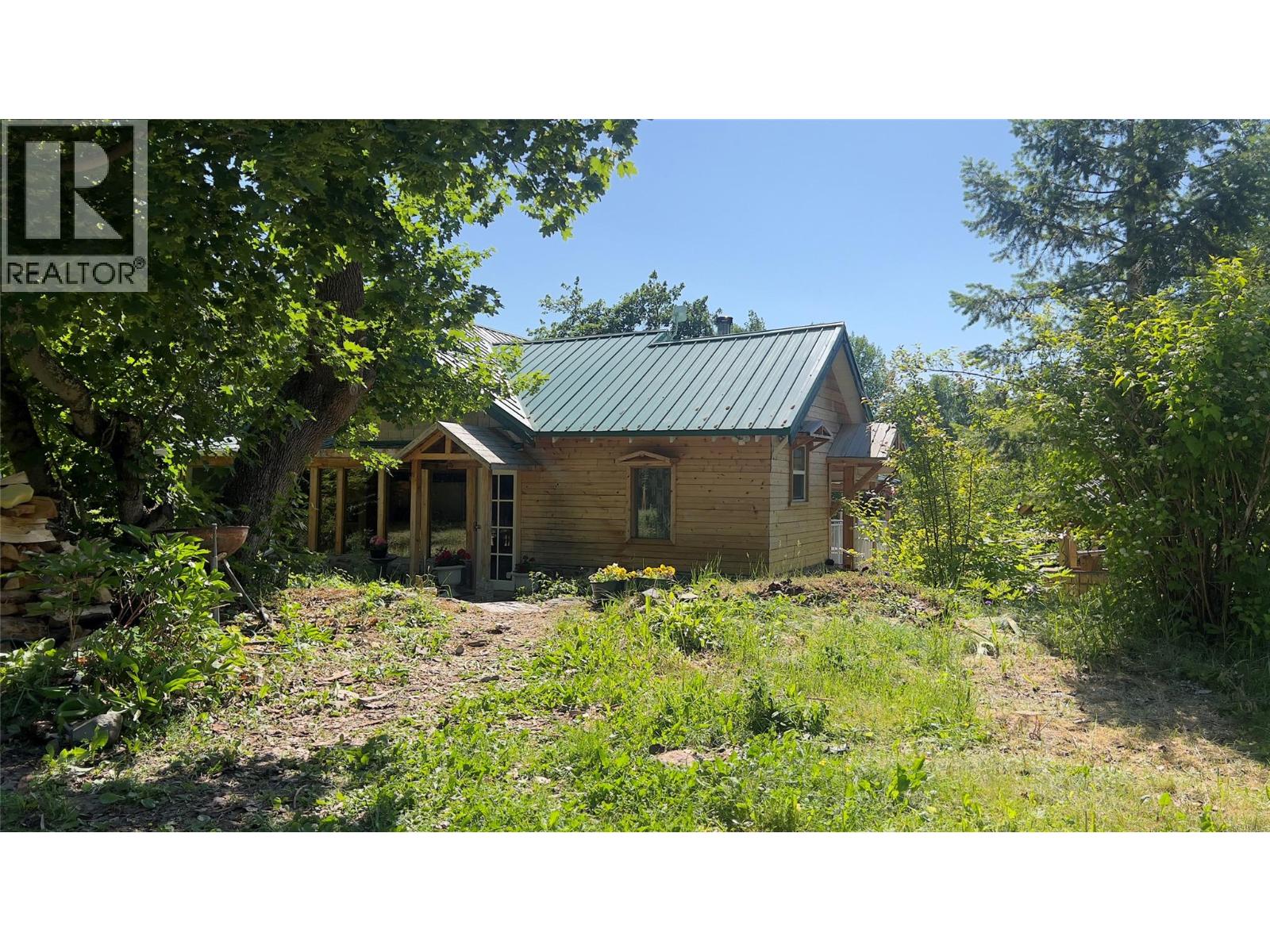 617 Payne Street Property Photo 5