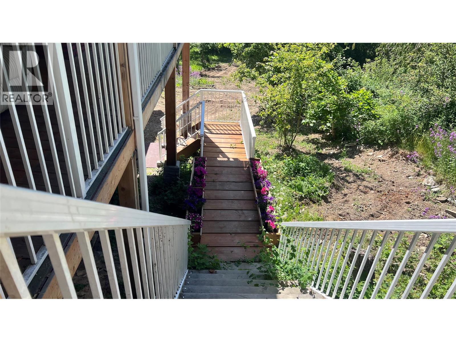 617 Payne Street Property Photo 14