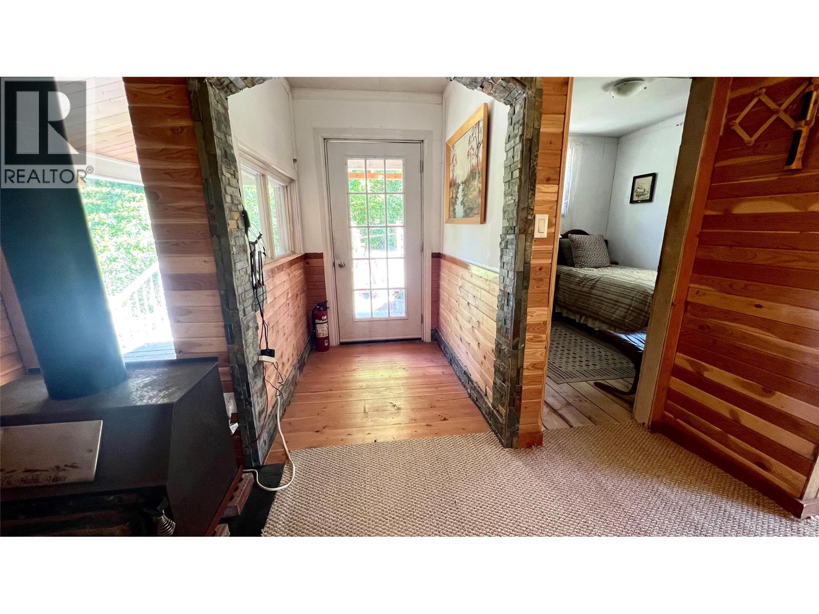 617 Payne Street Property Photo 23