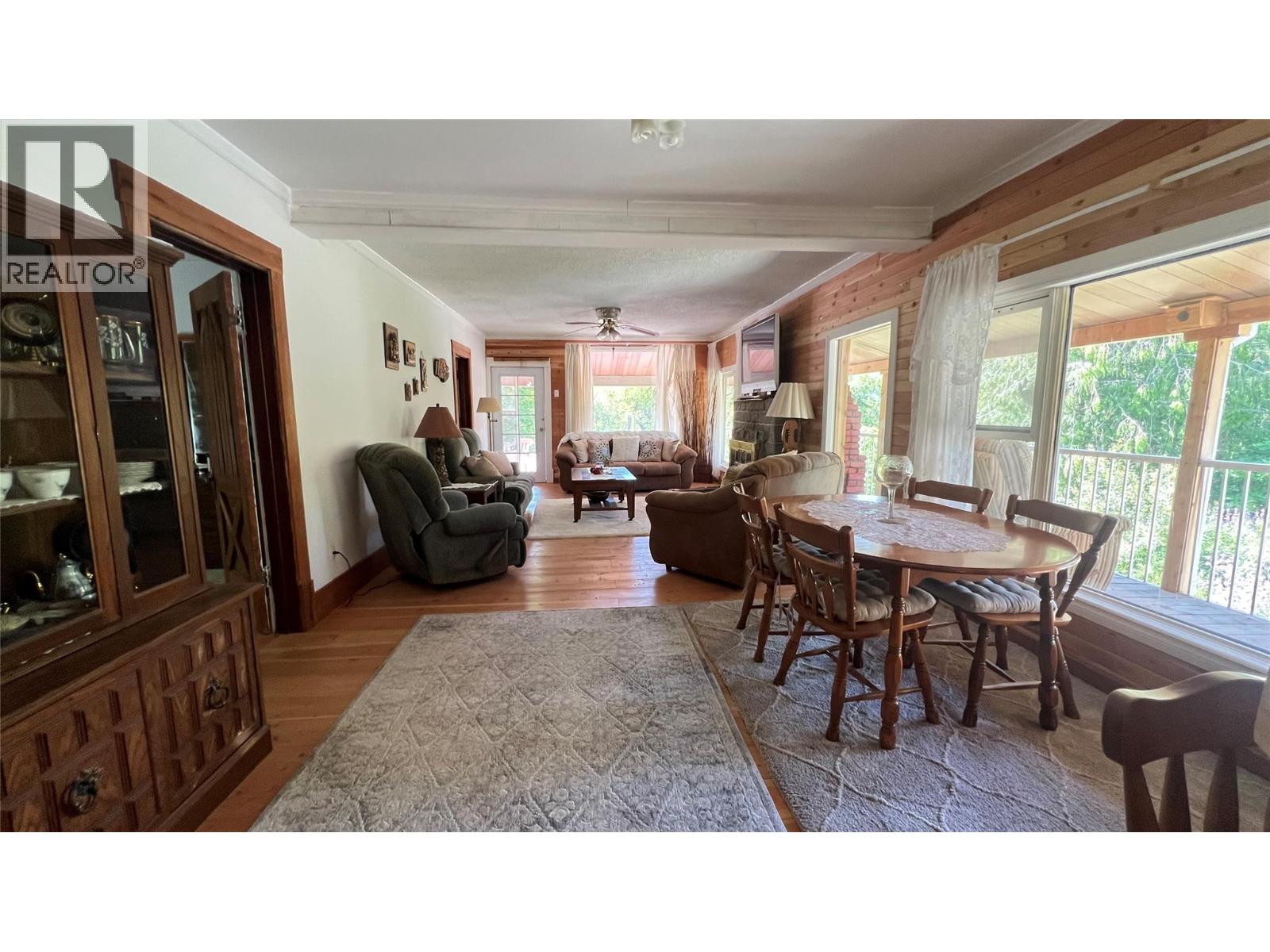 617 Payne Street Property Photo 29