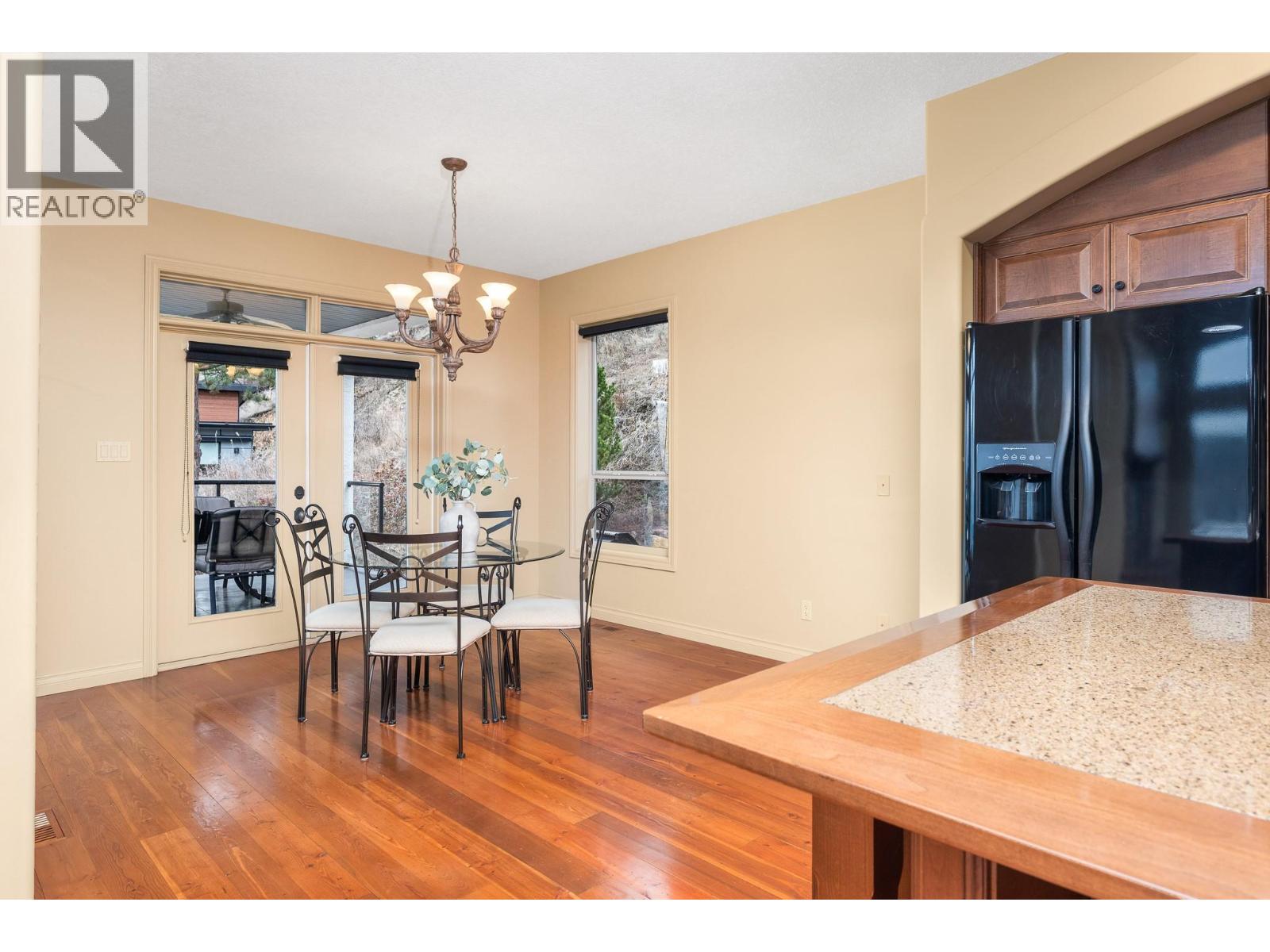 200 Melrose Court Property Photo 18