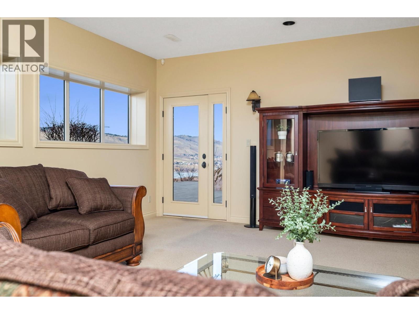 200 Melrose Court Property Photo 34