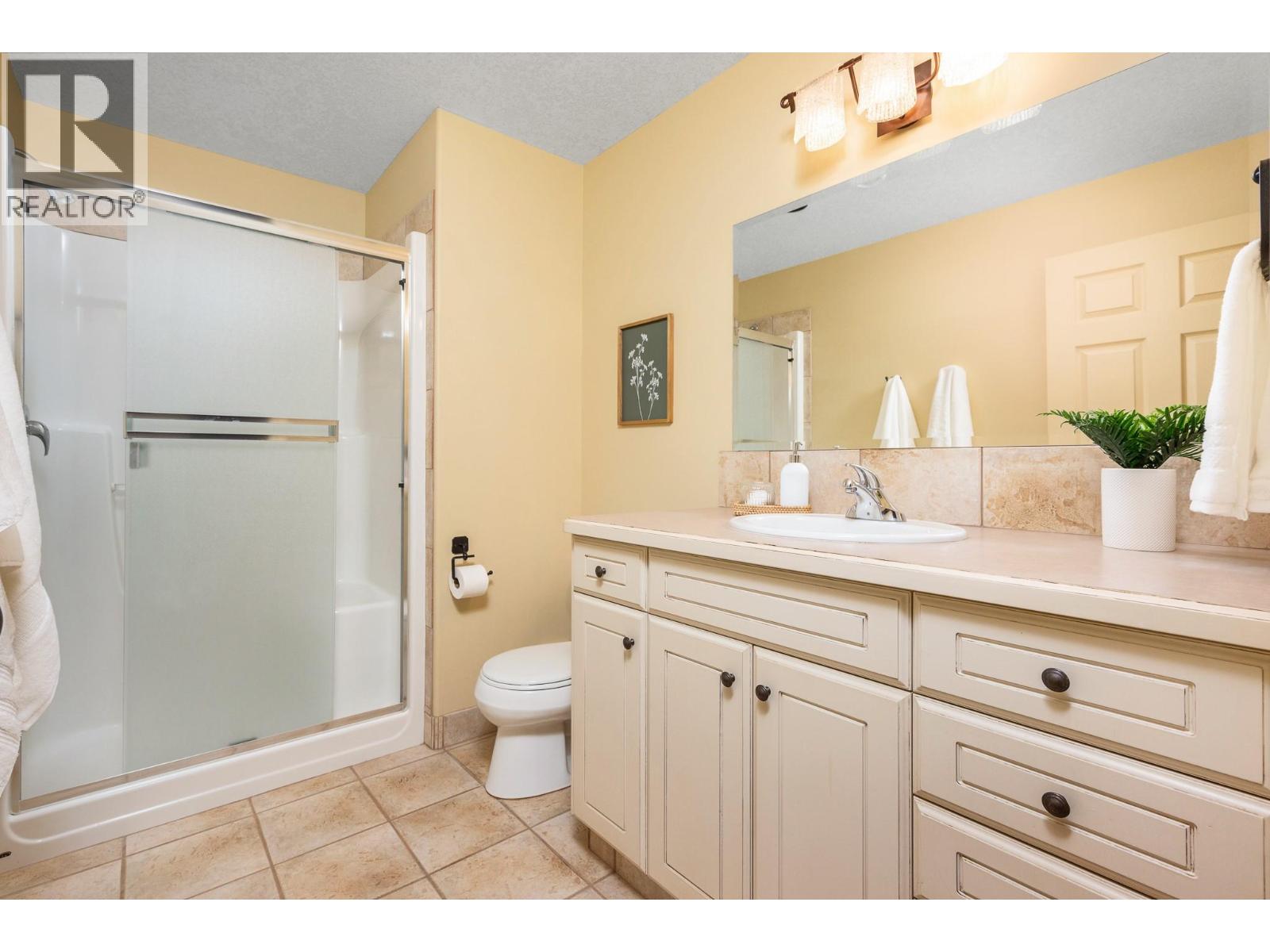200 Melrose Court Property Photo 38