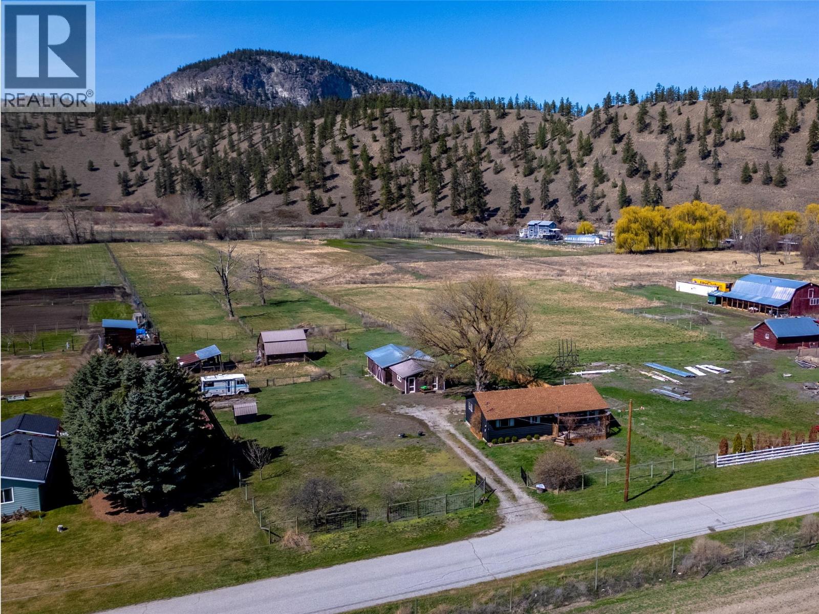 8114 River Road Property Photo 1