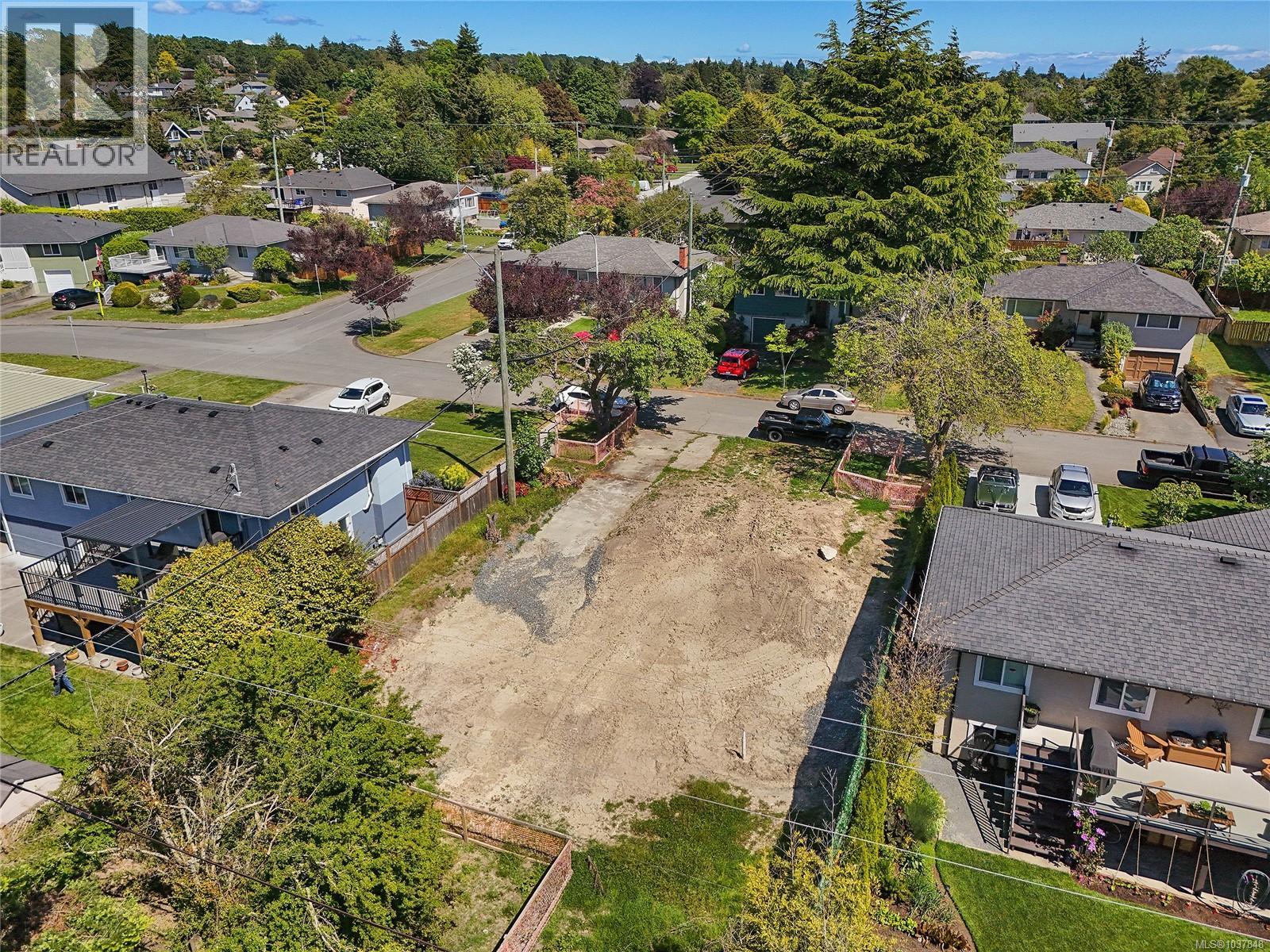 2936 Queenston St Property Photo 10