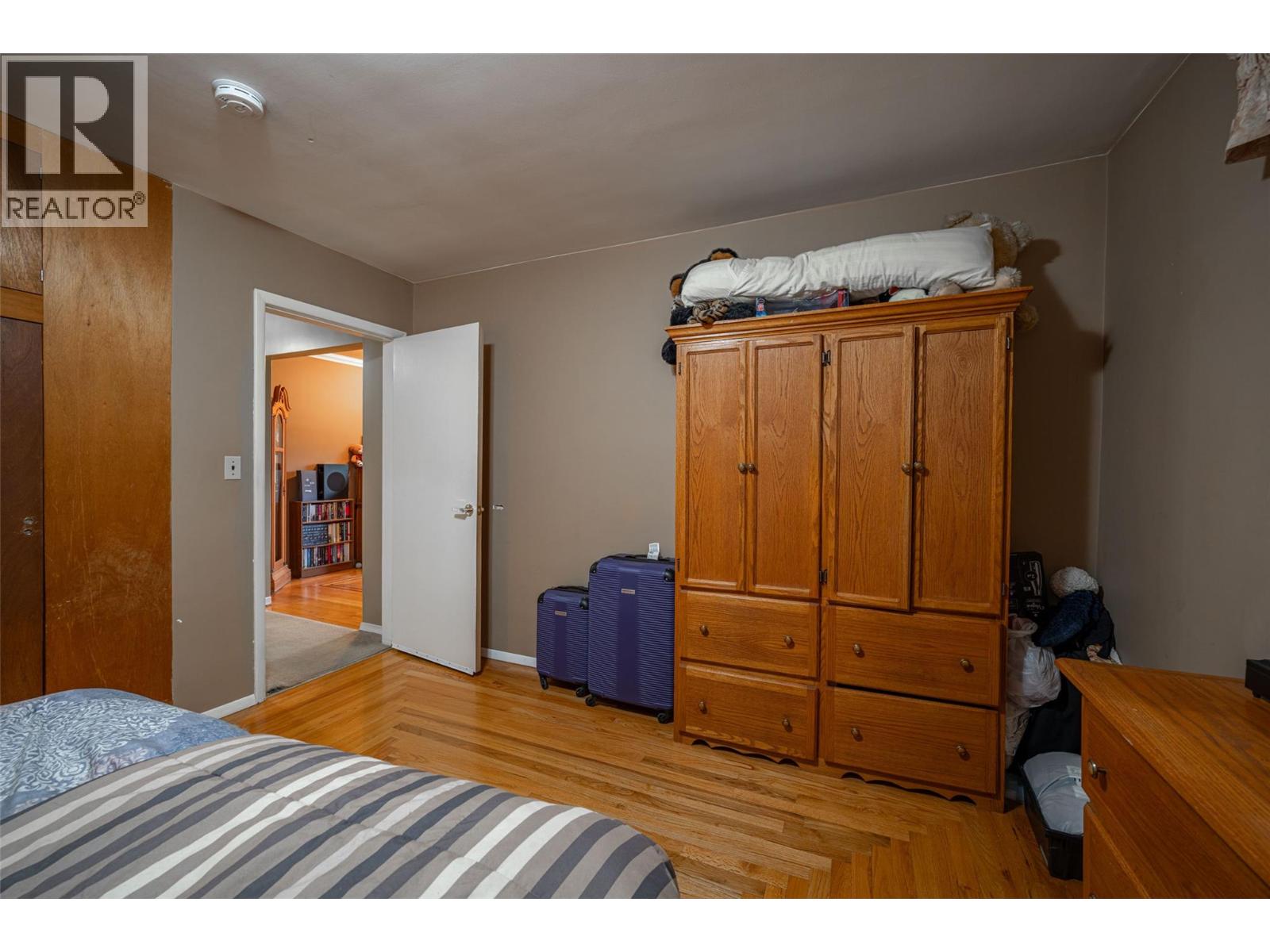 10003 6 Highway Property Photo 12