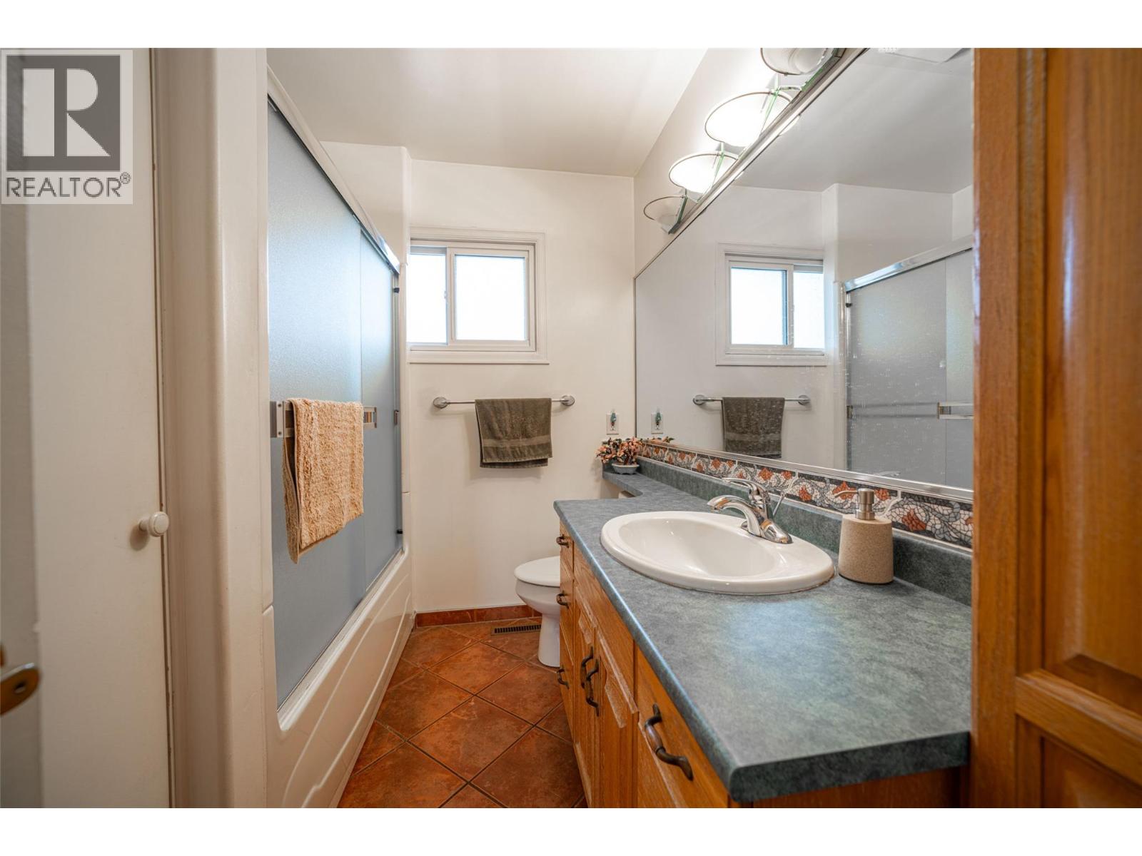 10003 6 Highway Property Photo 14