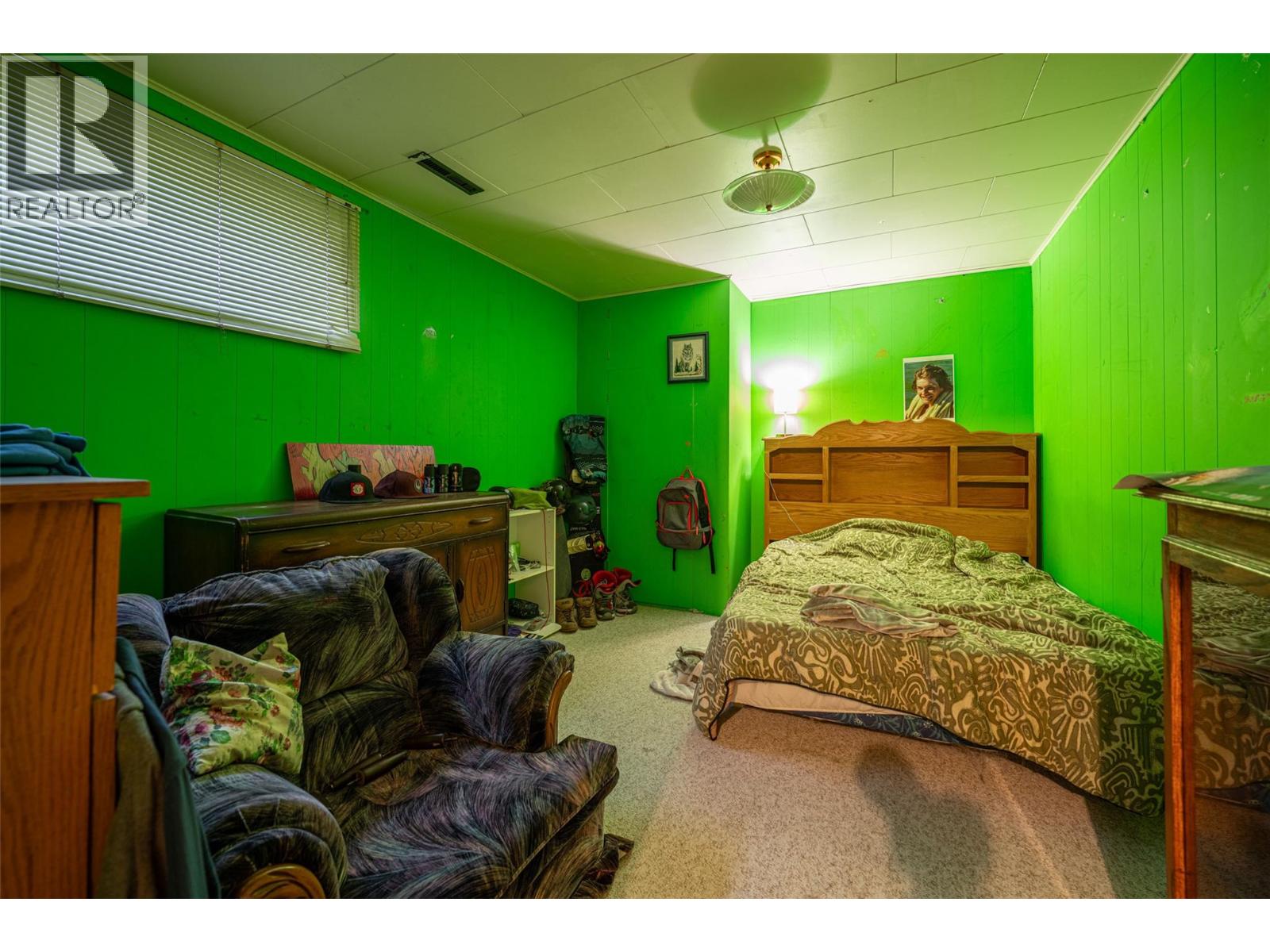 10003 6 Highway Property Photo 16